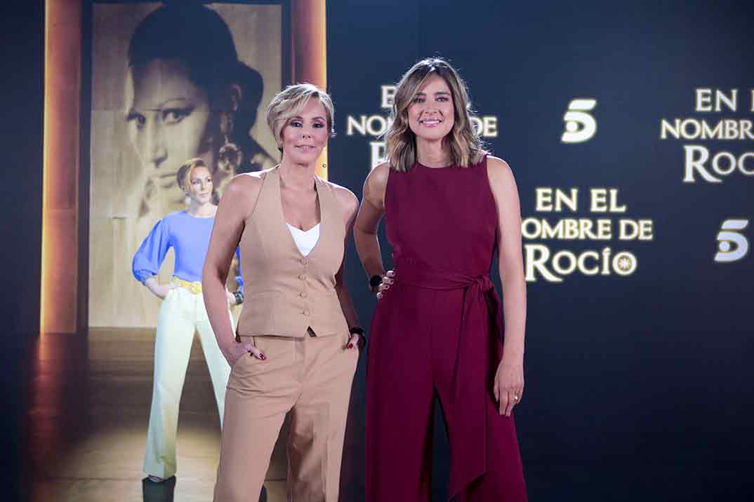 Telecinco estrena ‘En el nombre de Rocío’, presentado por Sandra Barneda