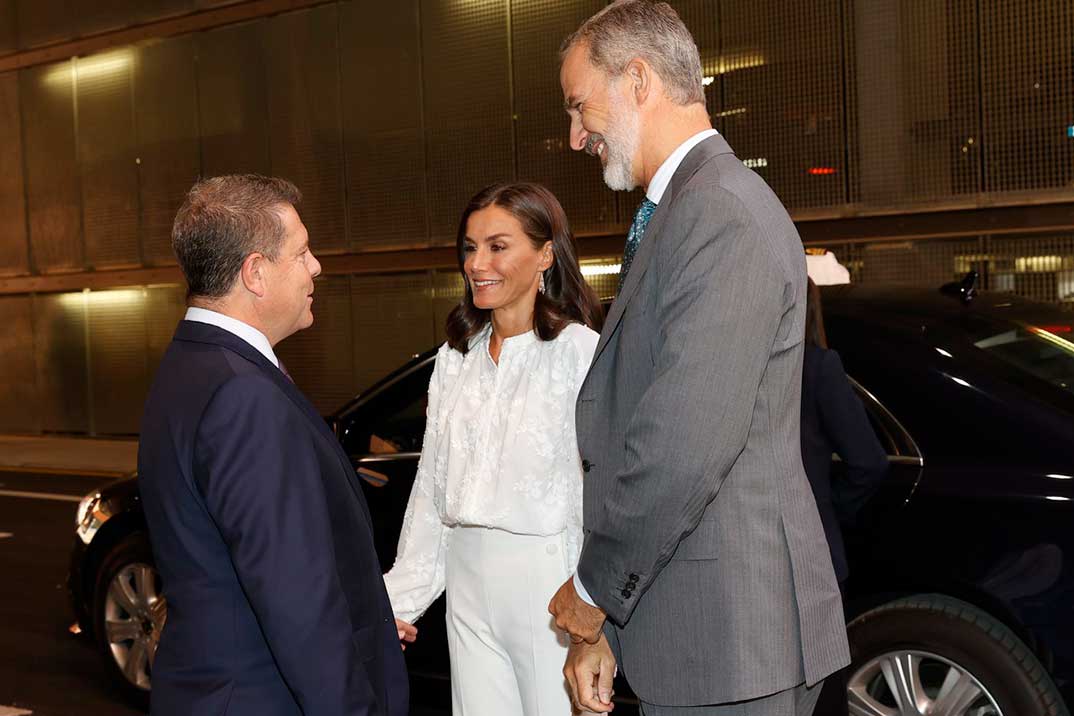 Reyes Felipe y Letizia - Ampliación del Hospital Universitario de Guadalajara © Casa S.M. El Rey