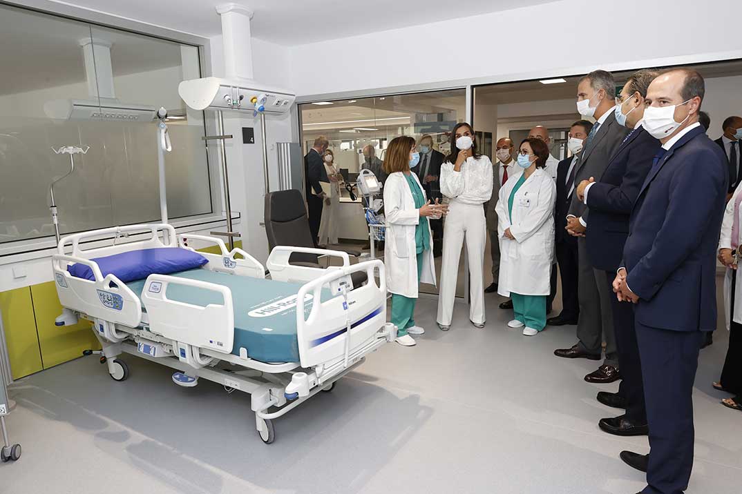 Reyes Felipe y Letizia - Ampliación del Hospital Universitario de Guadalajara © Casa S.M. El Rey