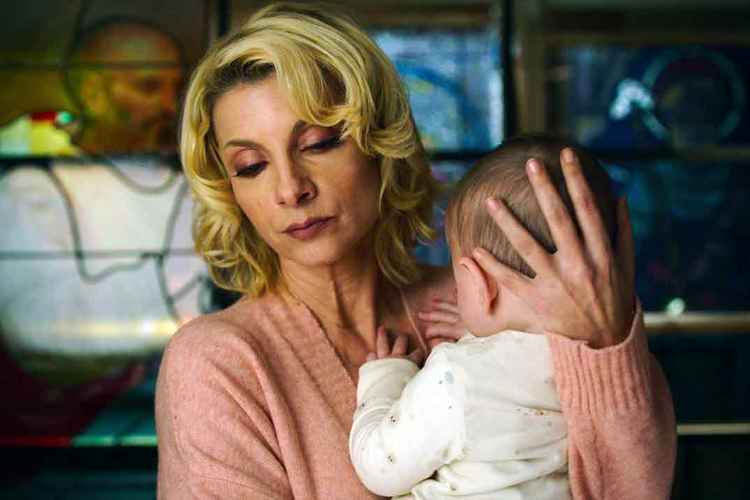 ‘Sagrada Familia’ protagonizada por Najwa Nimri: Estreno en Netflix