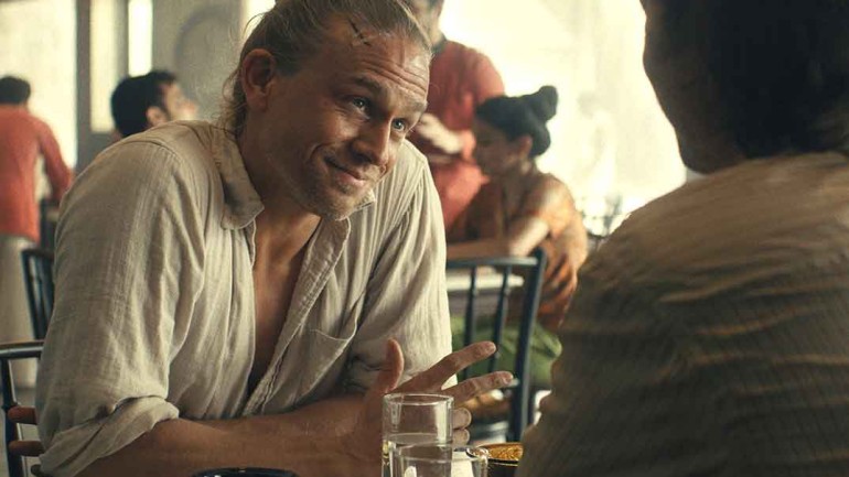 ‘Shantaram’, protagonizada por Charlie Hunnam, estreno en Apple TV+