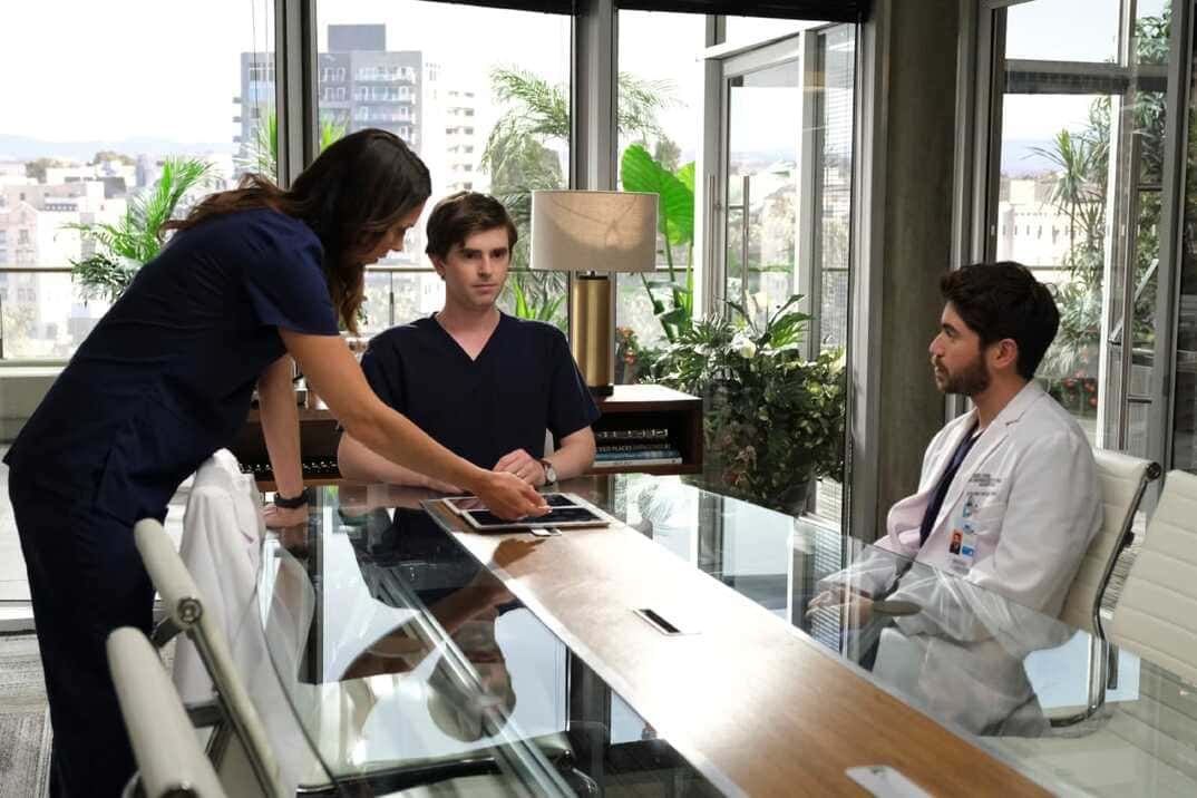 The Good Doctor 6x05 - Shaun distraído con Asher y Danica