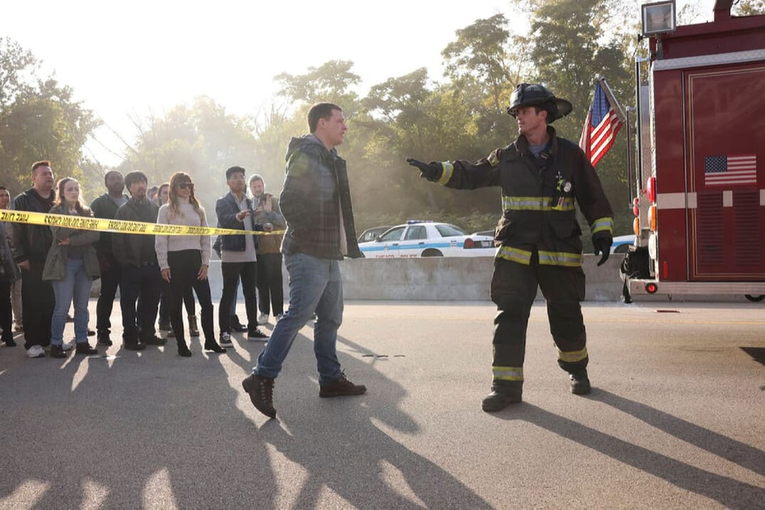 Chicago Fire 11x08 - Carver planta cara al acosador