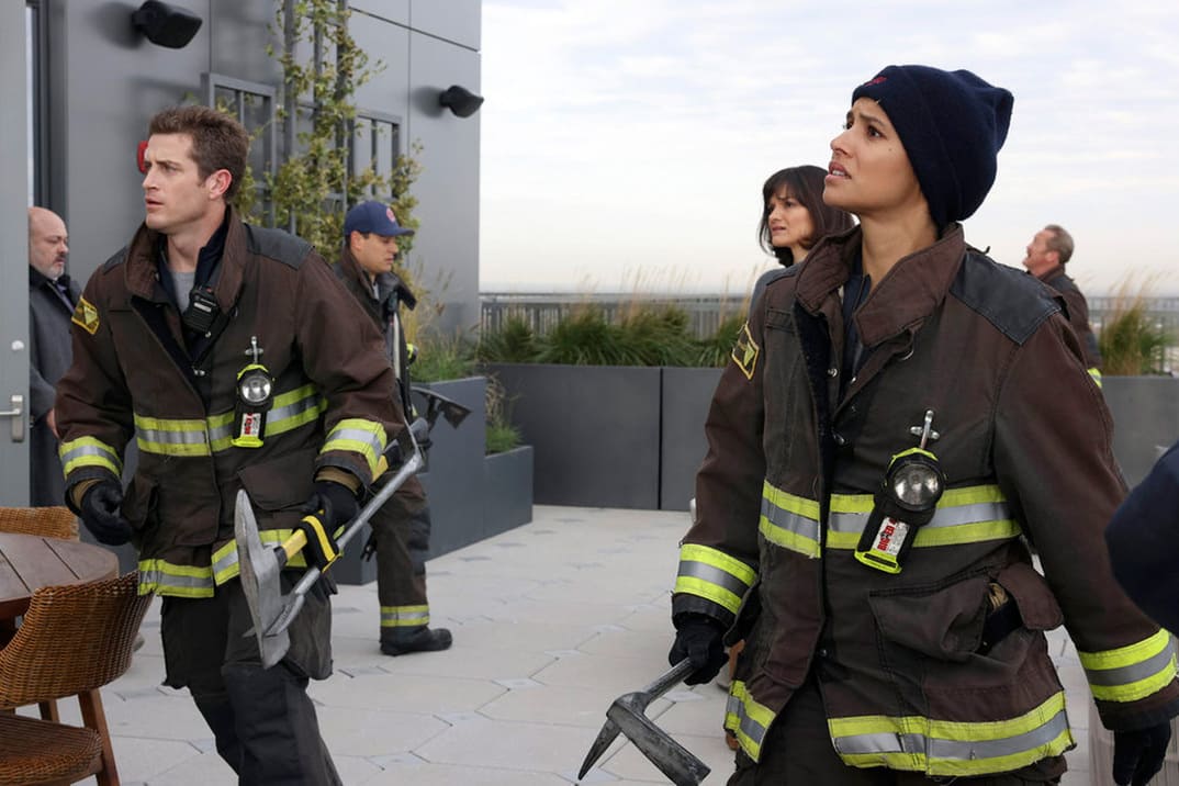 Chicago Fire 11x09 - Stella y Carver piensan un plan de actuación