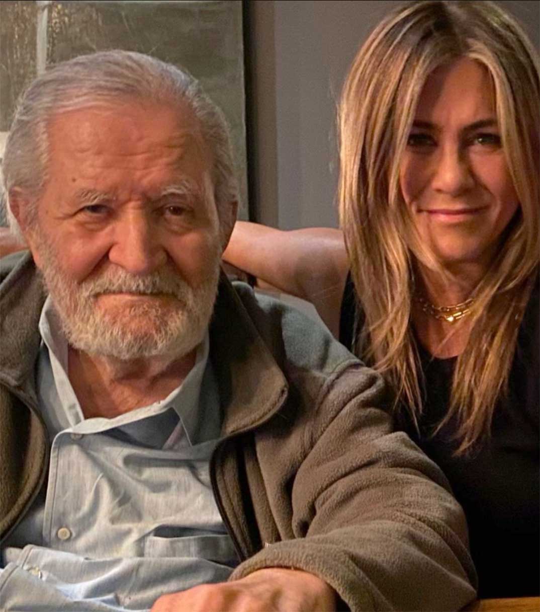 Jennifer Aniston con su padre © Instagram