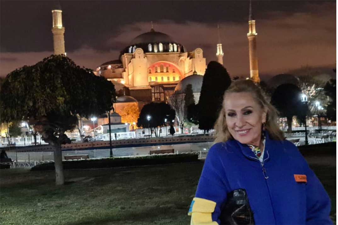 Rosa Benito tranquiliza a sus fans desde Estambul tras el atentado