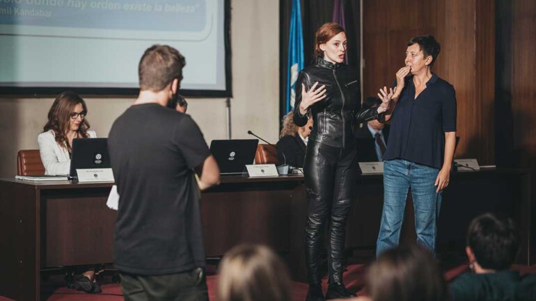 ‘Un mal día lo tiene cualquiera’, el debut de Eva Hache como directora