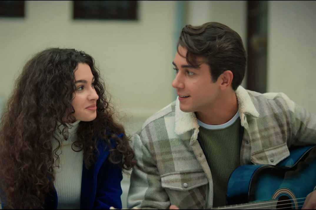 “Hermanos” Capítulo 27: La proposición de Doruk a Asiye para poder ir al baile