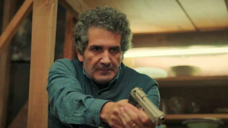 “Hermanos” Capítulo 28: Orhan a punto de disparar a los ladrones