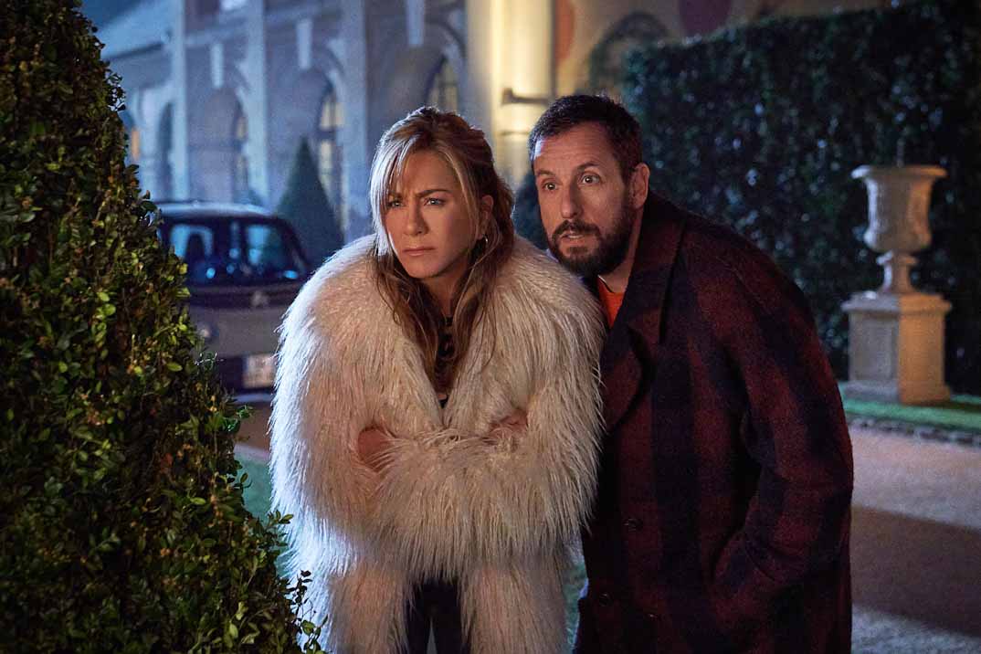 «Criminales a la vista» con Adam Sandler y Jennifer Aniston – Estreno en Netflix