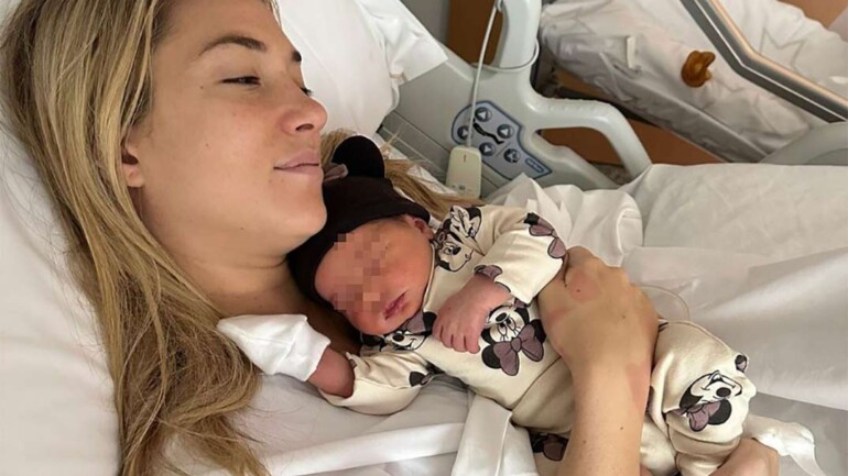 Alice Campello sale de la UCI y ya abraza a su hija Bella