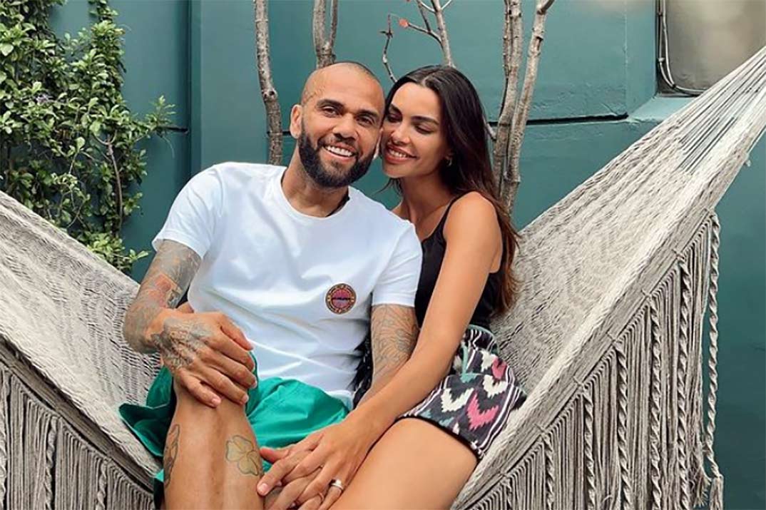 Dani Alves y Joana Sanz © Redes Sociales