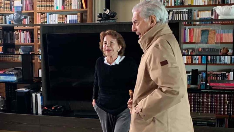 Las imágenes que confirman el reencuentro entre Vargas Llosa y su ex mujer