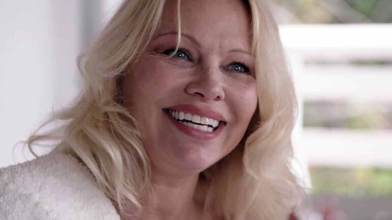 ‘Pamela Anderson: Una historia de amor’, estreno en Netflix