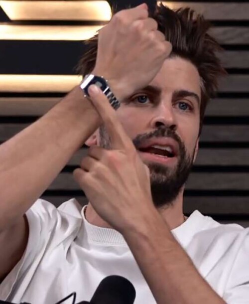 Piqué regala relojes Casio: «Este reloj es para toda la vida»