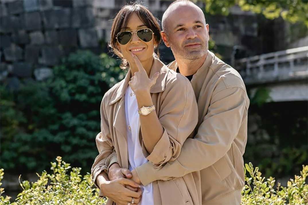 Andrés Iniesta y Anna Ortiz, padres por quinta vez