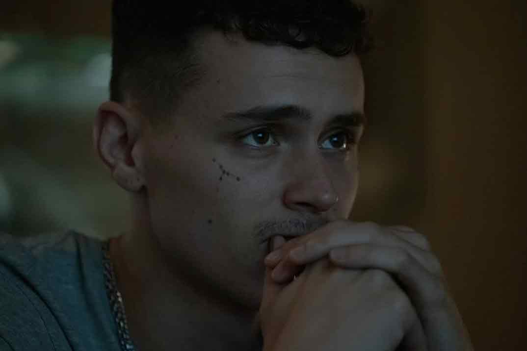 «El silencio» la nueva serie protagonizada por Arón Piper llega a Netflix