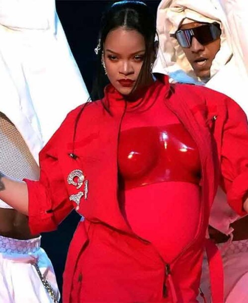 Rihanna confirma su segundo embarazo en el intermedio de la Super Bowl