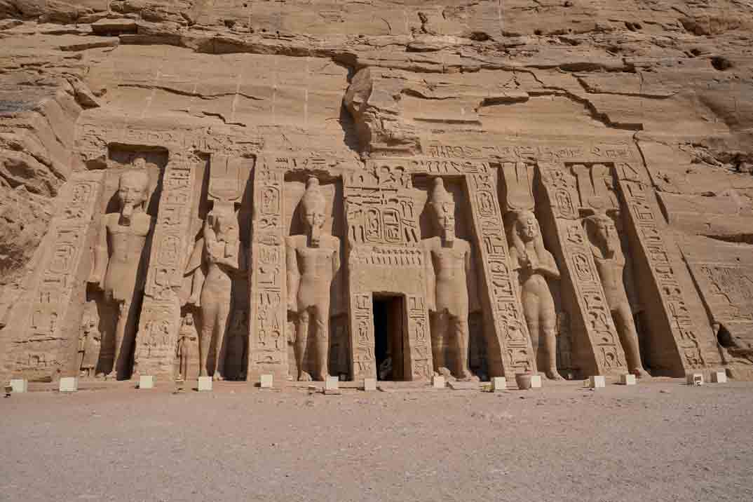 egipto-abu-simbel-Nefertari