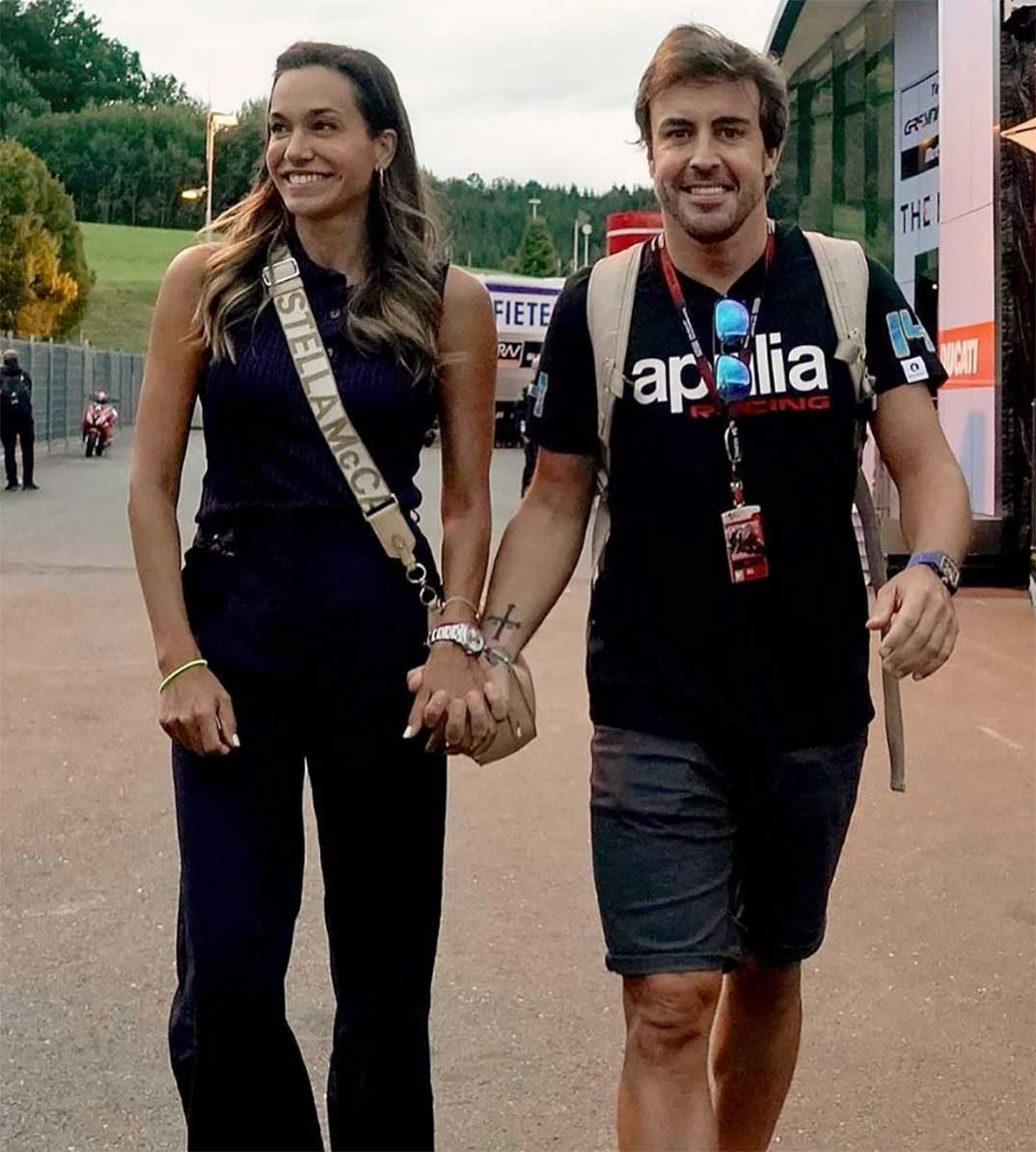 Fernando Alonso y Andrea Schlager © Redes Sociales