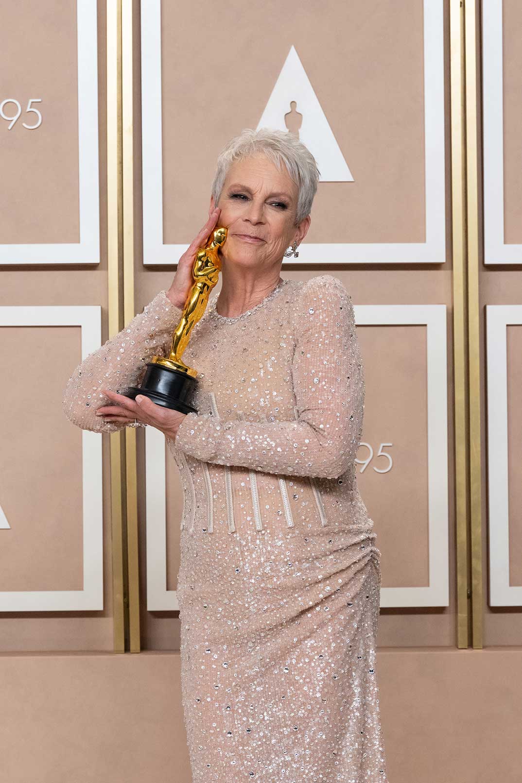​​Jamie Lee Curtis - Premios Oscar 2023 © 2022 Academy of Motion Picture Arts and Sciences