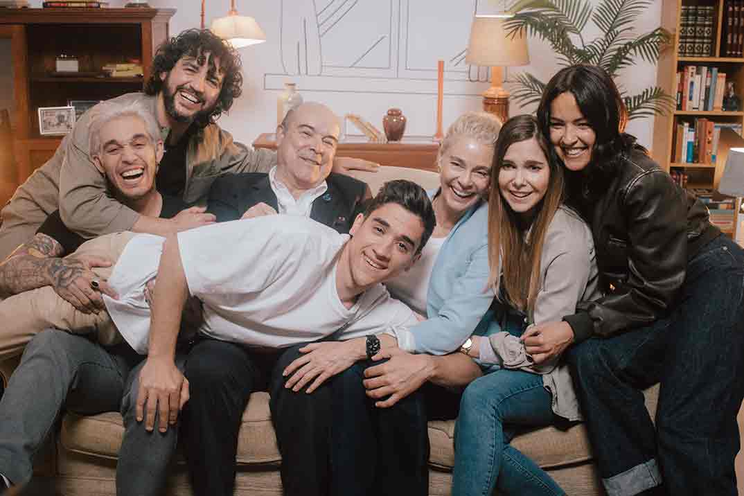 Antonio Resines, Belén Rueda, Jorge Jurado, Natalia Sánchez, Víctor Elías, Fran Perea y Verónica Sánchez © Redes Sociales