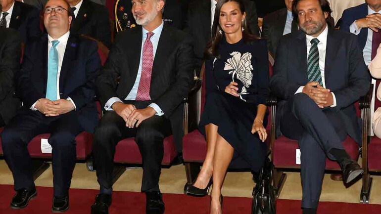 La reina Letizia recupera su vestido más sostenible
