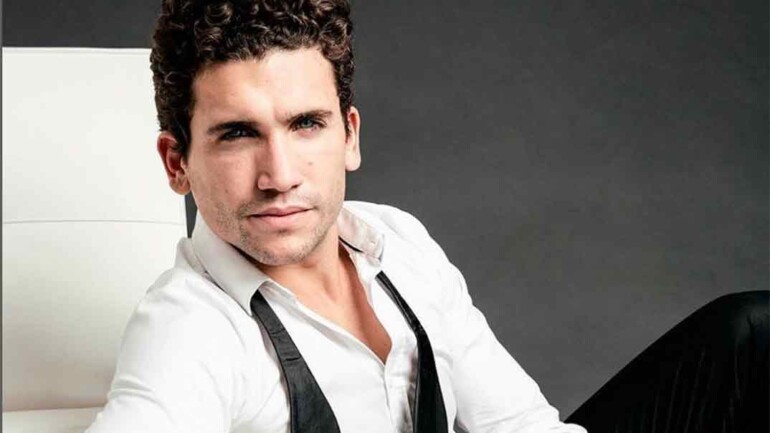 Jaime Lorente da la bienvenida a su segundo hijo