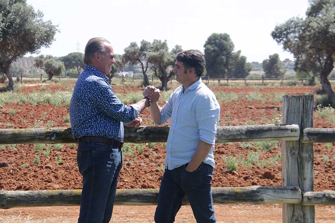 Bertín Osborne y Jesulín de Ubrique- Mi casa es la tuya © Telecinco