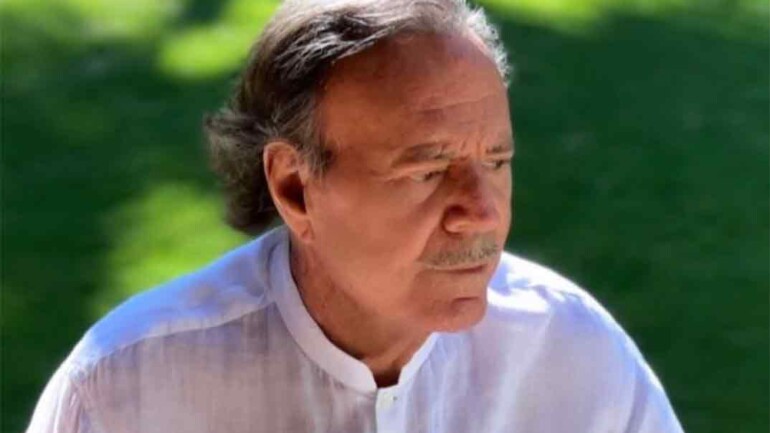 Julio Iglesias aclara las últimas noticas sobre su salud: «Estoy DPM. Hay mucha maldad»