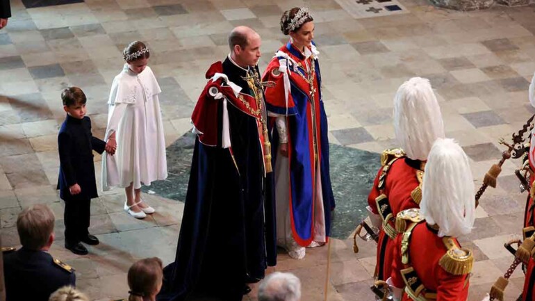 El príncipe William, heredero al trono británico, está preparando las primeras medidas de su futuro reinado