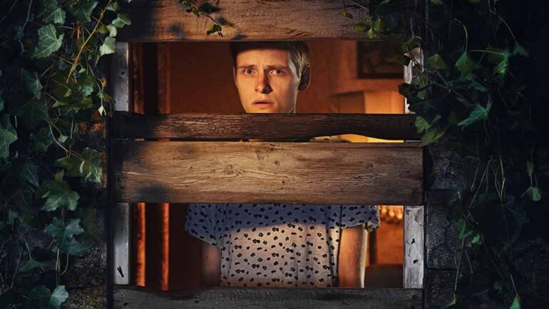 ‘Somewhere Boy’, la aclamada nueva serie británica que llega Filmin