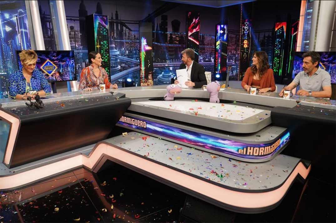 Cristina Pardo, Tamara Falcó, Pablo Motos, Nuria Roca, Juan del Val -El Hormiguero © Antena 3