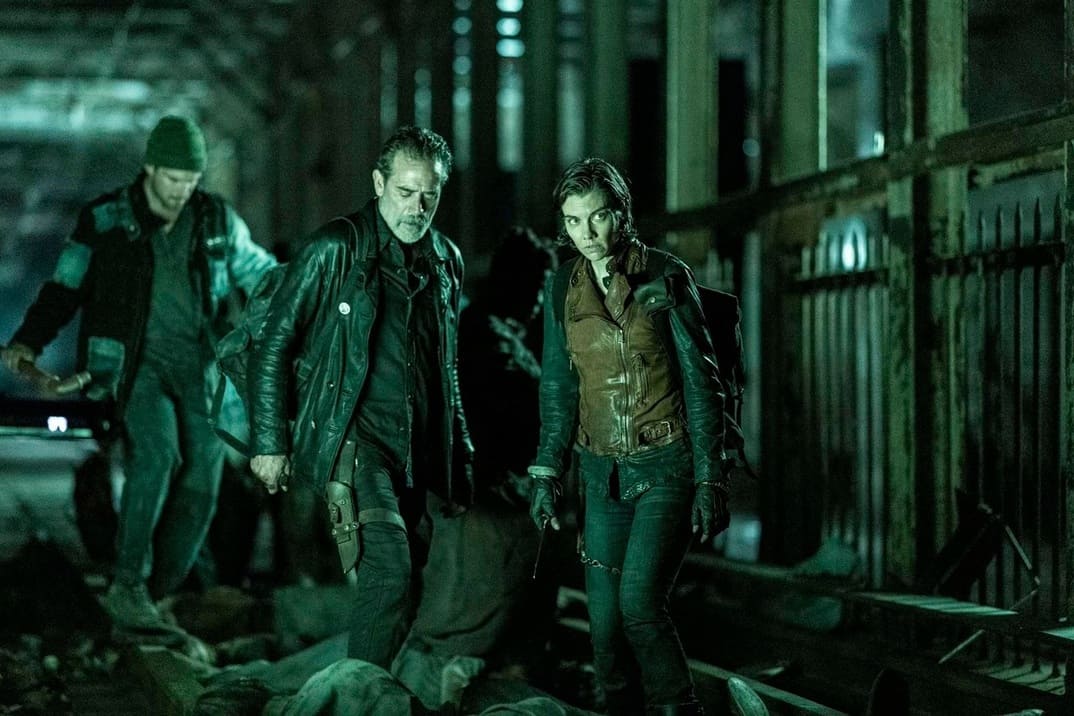 The Walking Dead Dead City 1x05 - Negan, Maggie y el resto avanzan por una vía de metro llena de cuerpos