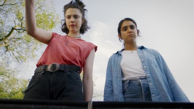 «Dos chicas a la fuga» – Tráiler y nueva fecha de estreno