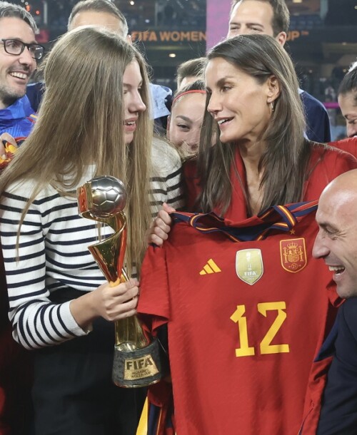 La reina Letizia y la infanta Sofía celebran la victoria de la Selección Femenina de Fútbol: sus mejores momentos en Sidney