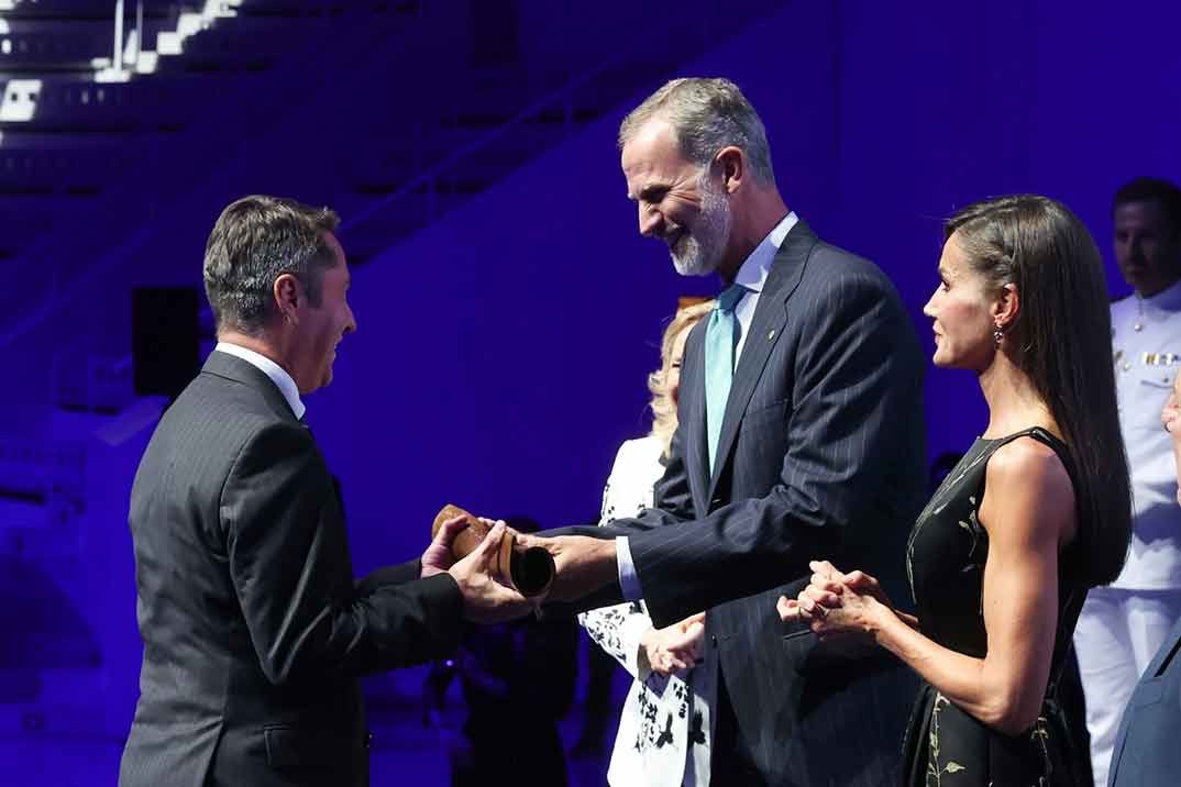 Reyes Felipe y Letizia - Premios La Vanguardia © Casa Real S.M. El Rey