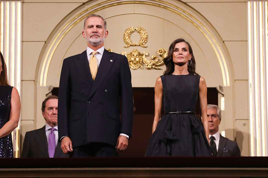 La elegancia de la reina Letizia en la apertura de temporada del Teatro Real
