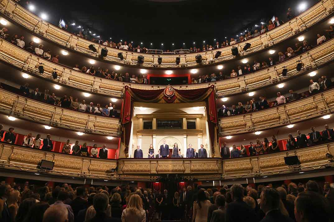 Reyes Felipe y Letizia - Teatro Real © Casa Real S.M. El Rey
