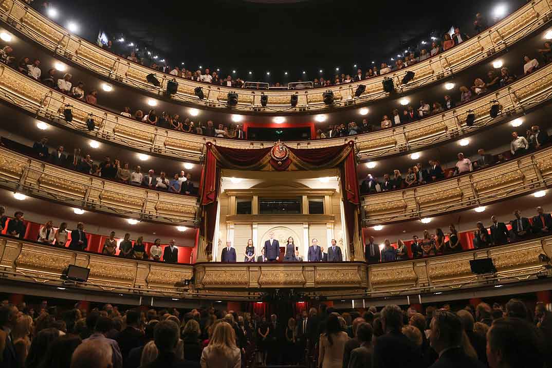 Reyes Felipe y Letizia - Teatro Real © Casa Real S.M. El Rey