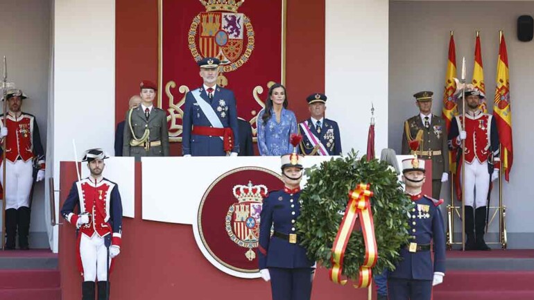 La princesa Leonor, en su debut con uniforme militar de gala, el Día de la Fiesta Nacional