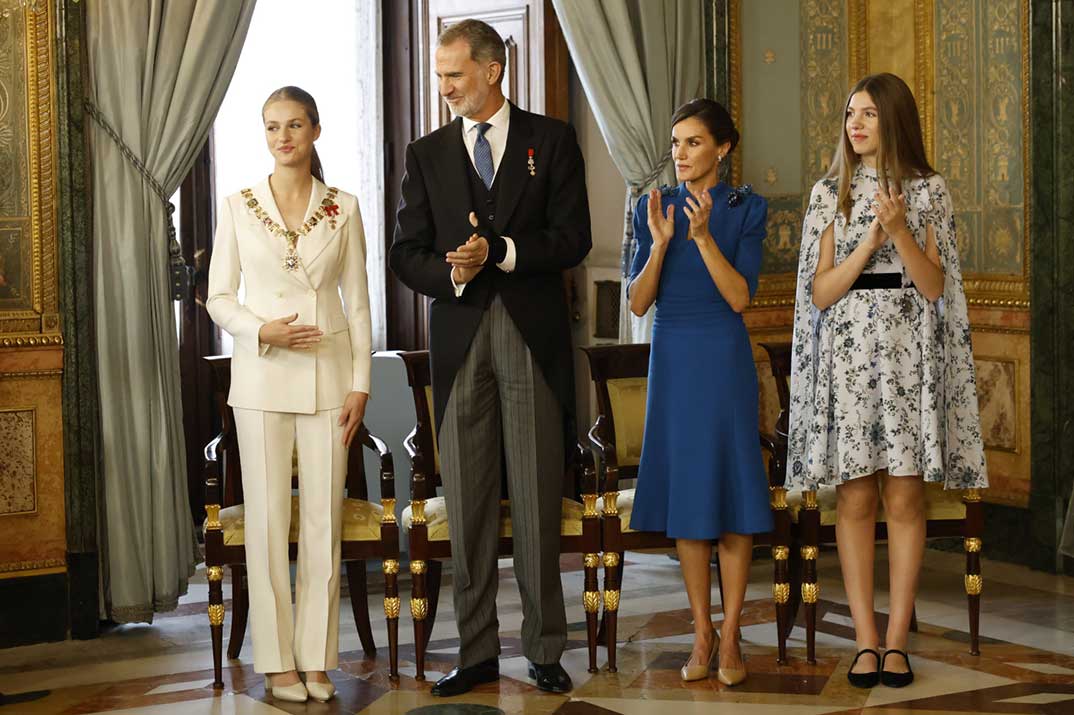 La princesa Leonor recibe el Collar de la Real y Distinguida Orden Española de Carlos III © Casa Real S.M. El Rey
