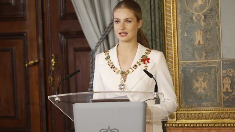 La princesa Leonor pillada en Brasil dándose un beso con un chico