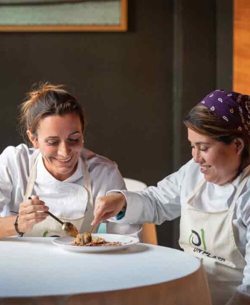 Tres Estrellas Michelin y un maestro panadero cocinan en la Barra Gourmet solidaria de CEAR Gastrónoma 2023 en Valencia