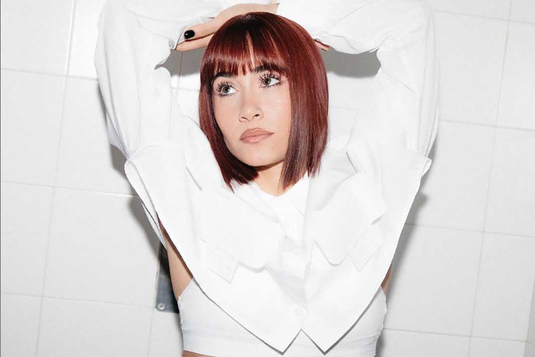 Aitana rompe a llorar en un concierto en Bogotá: «Emocionalmente no estoy tan bien»
