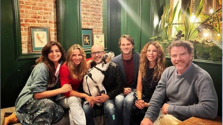 Así ha sido el reencuentro de Elsa Pataky con sus compañeros de ‘Al salir de clase’