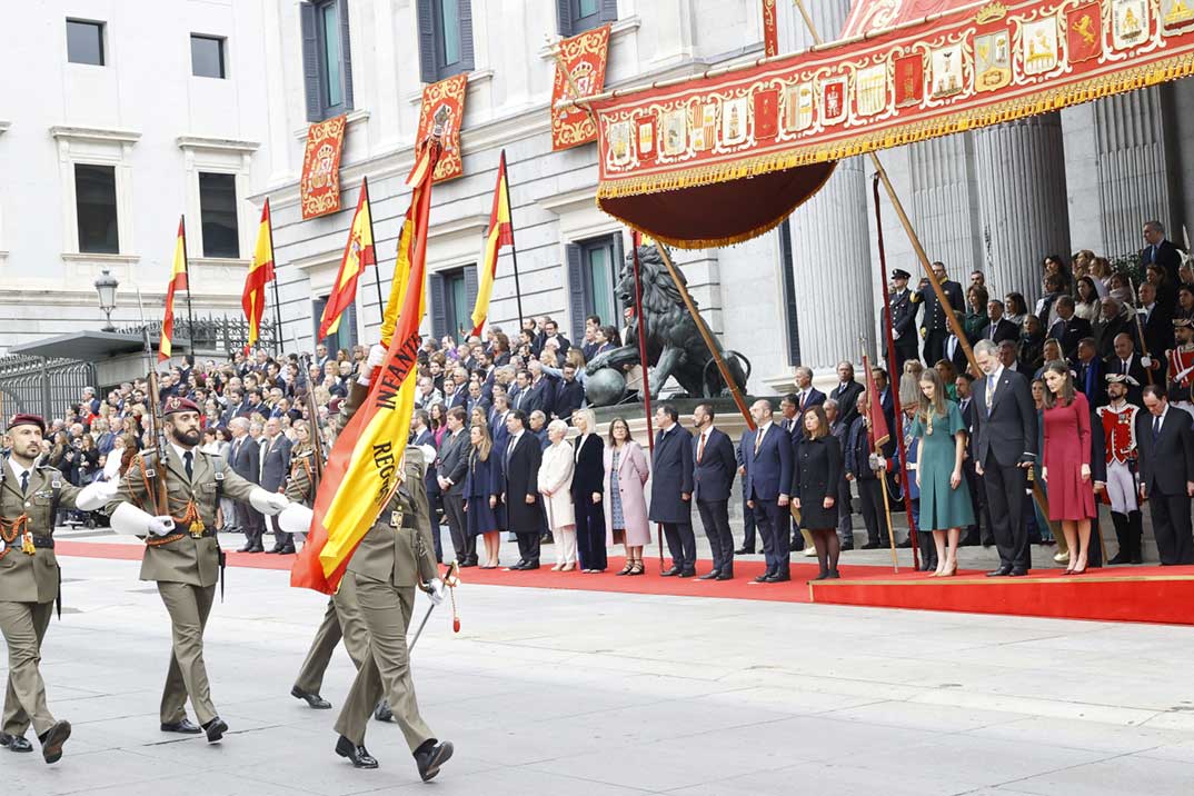 La princesa Leonor con los reyes Felipe y Letizia - Apertura Cortes Generales © Casa Real S.M. El Rey