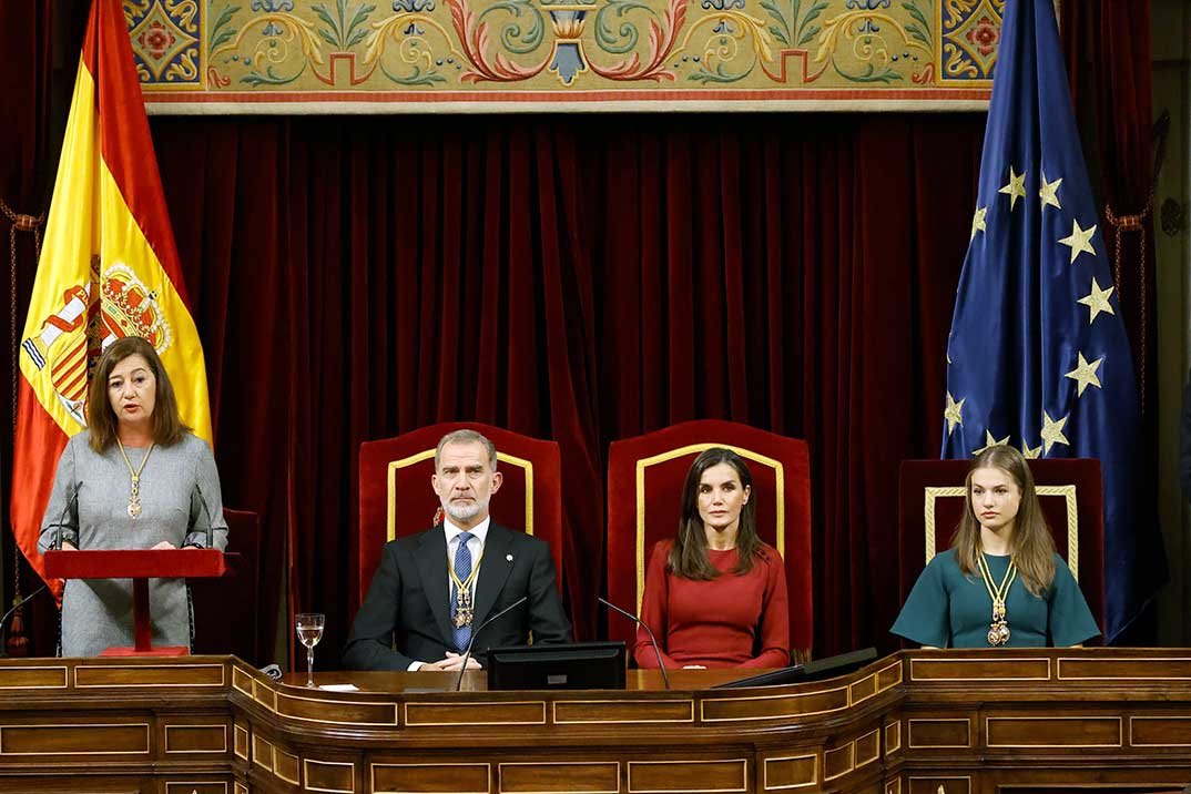 La princesa Leonor con los reyes Felipe y Letizia - Apertura Cortes Generales © Casa Real S.M. El Rey