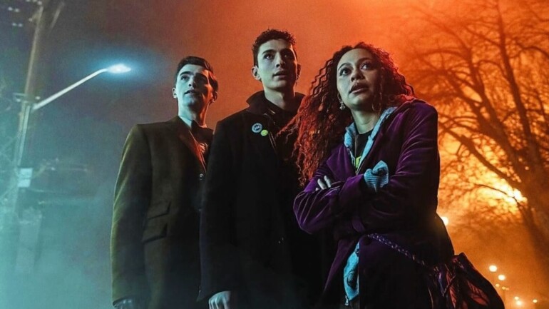 «Los Detectives Muertos» nos lleva de vuelta al universo de «The Sandman» – Estreno en Netflix