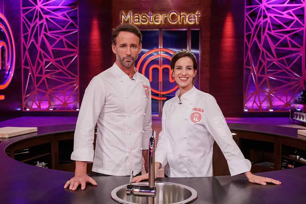 Laura Londoño y Álvaro Muñoz Escassi - MasterChef Celebrity 8 © RTVE